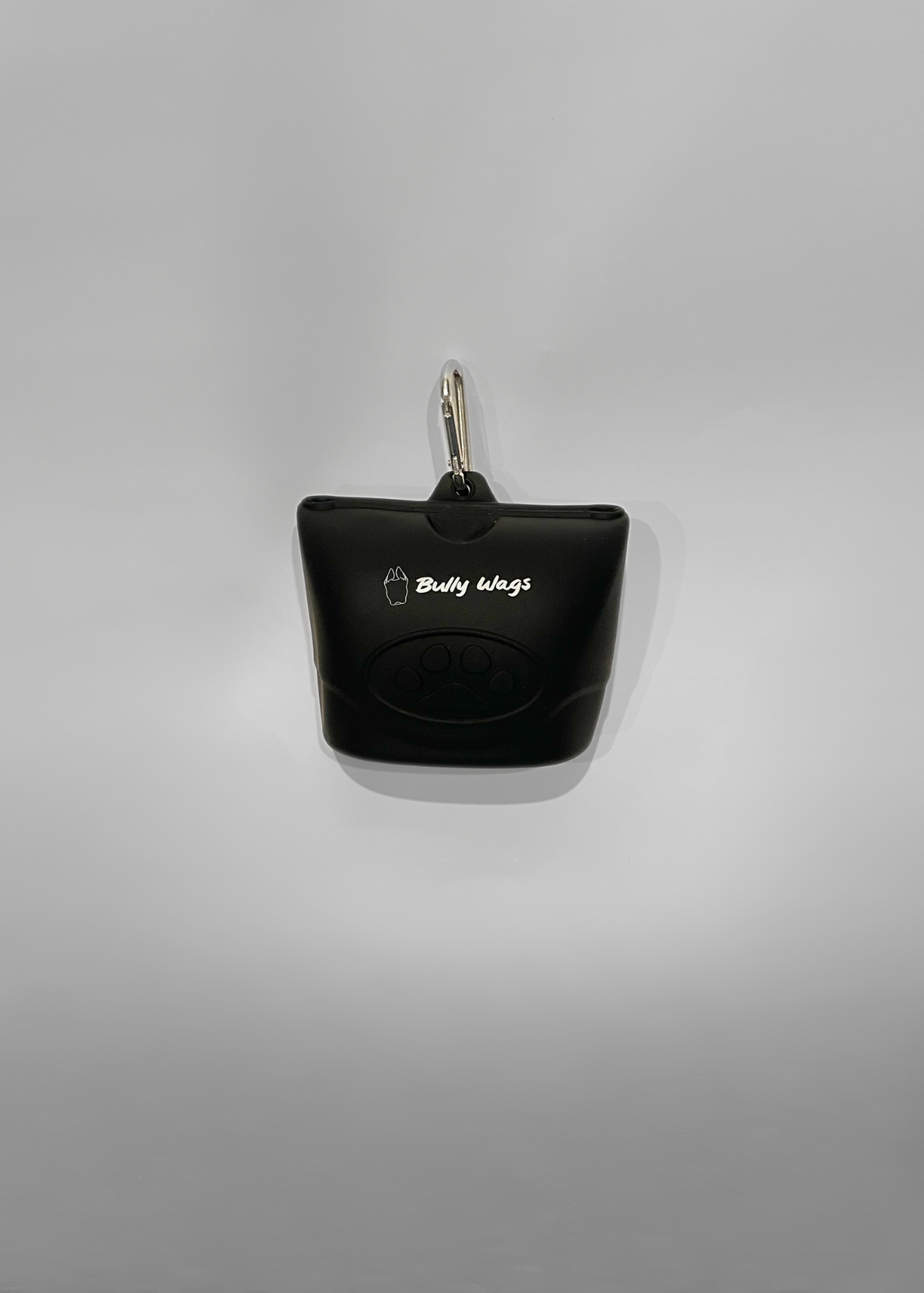 Silicone Treat Pouch with magnetic closure
