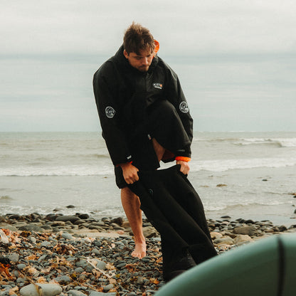 KiffLab WildGuard Warm Changing Robe